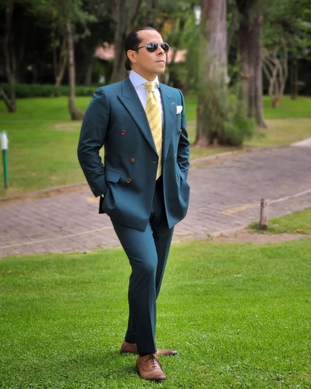 What is sprezzatura?