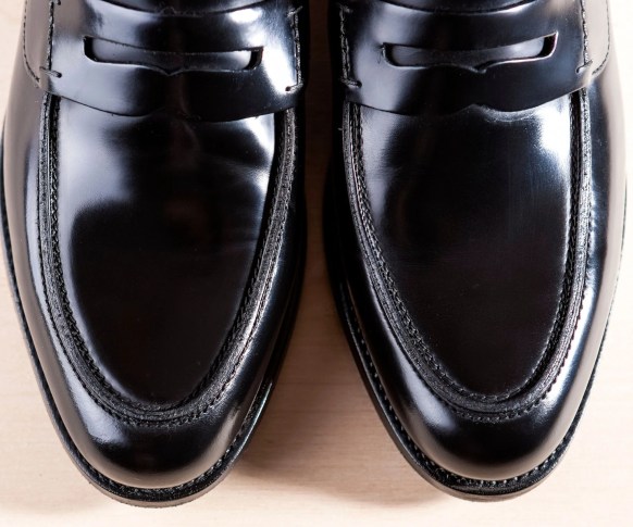 black loafers shoes with casual black suit