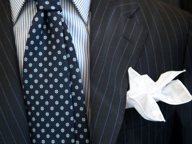 Using pocket squares to elevate your suit game